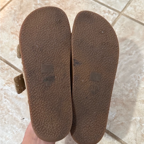 Zara suede flat Sandals - Picture 7 of 9